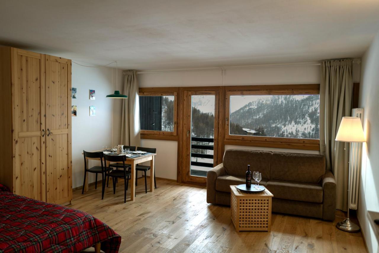 White Escape Appartement Valtournenche Buitenkant foto